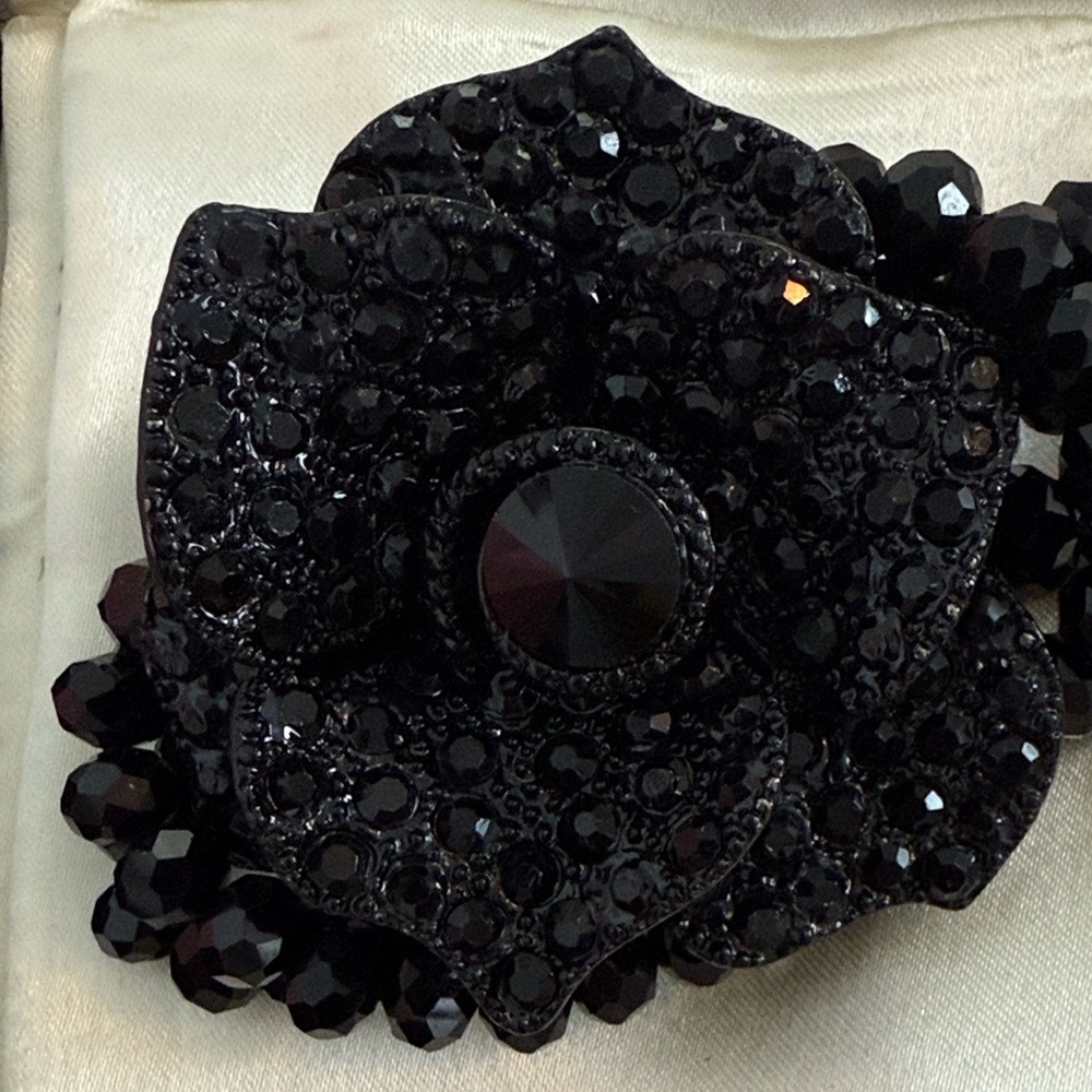 Unique Black Rose Brooch Bracelet